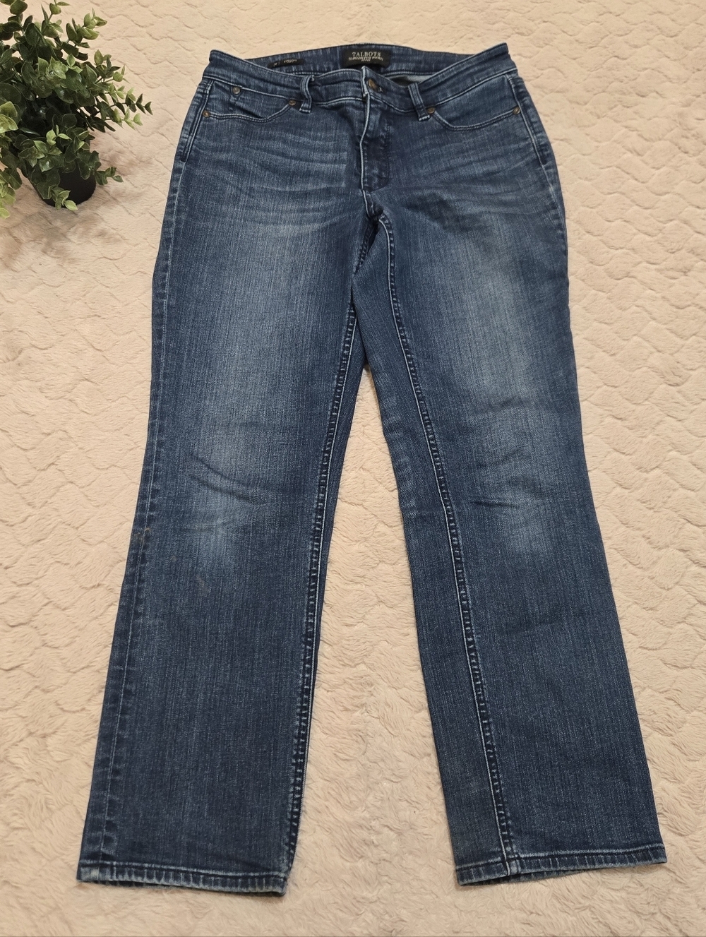 Talbots Petites Flawless Five Pocket Straight Curvy Jeans, Size 6P - Picture 1 of 7